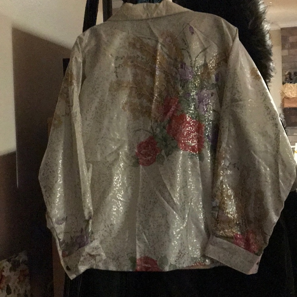 Two way light jacket